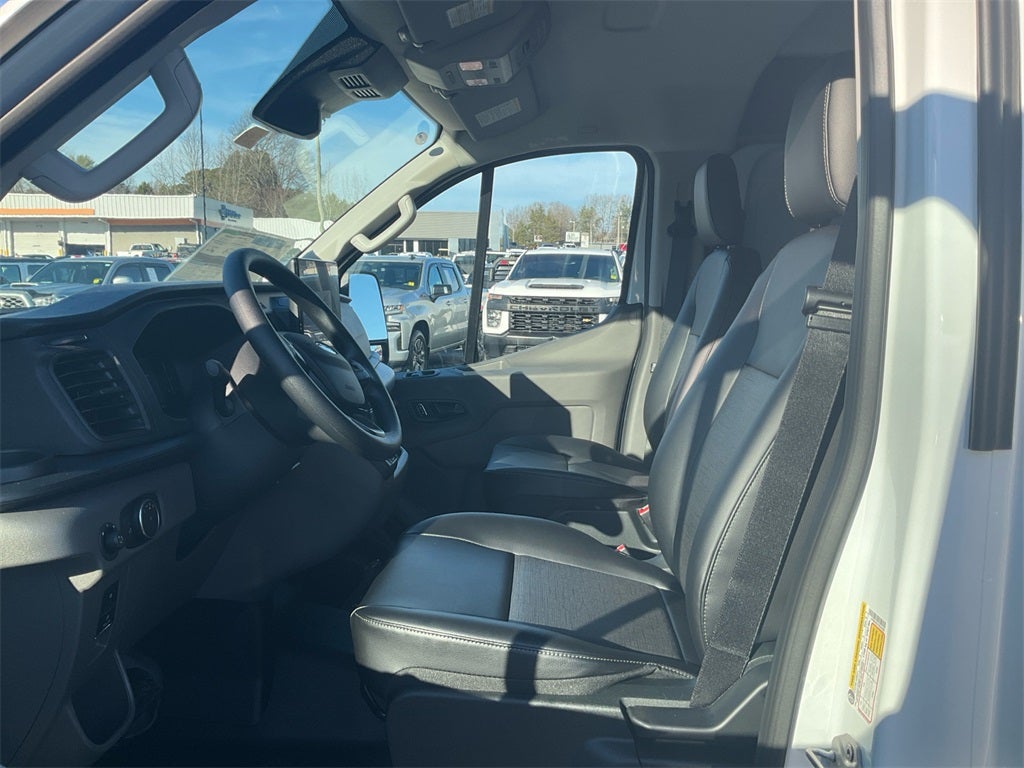 2026 Ford Transit-250 Base LOW ROOF