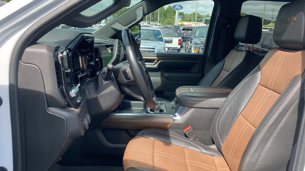 2025 Chevrolet Silverado 3500HD High Country