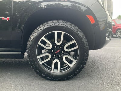 2023 GMC Yukon AT4