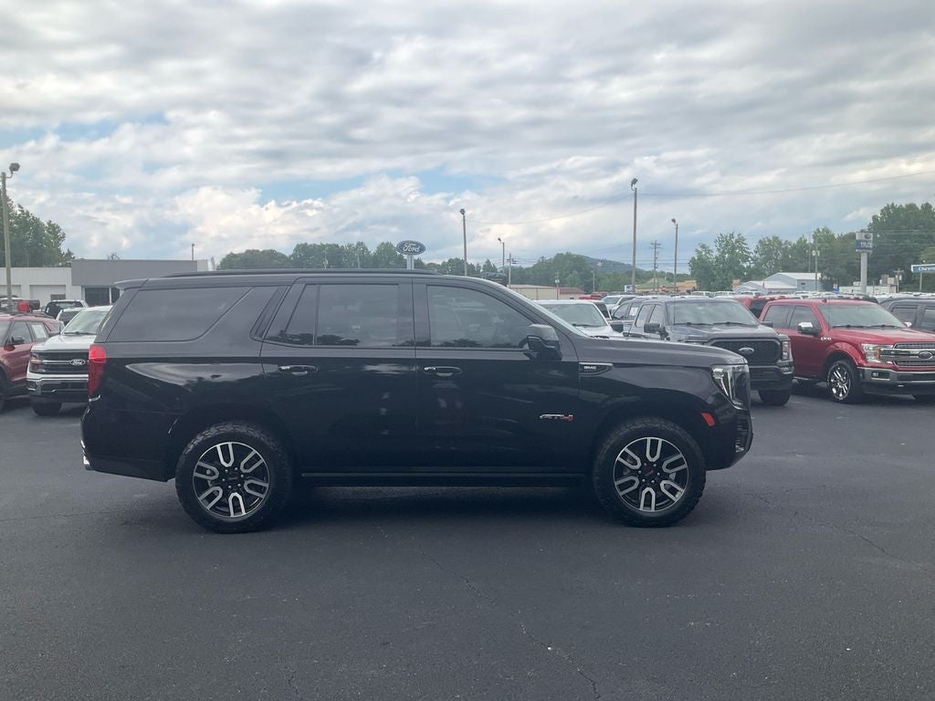2023 GMC Yukon AT4