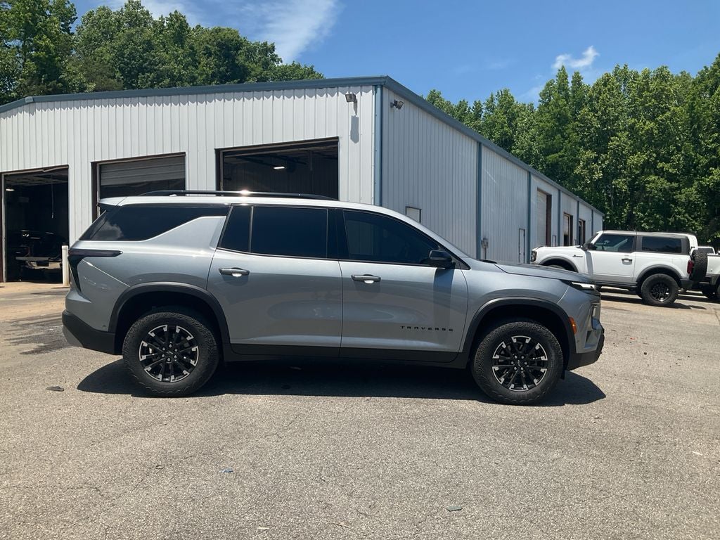 2025 Chevrolet Traverse Z71