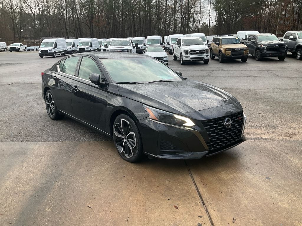 2023 Nissan Altima 2.5 SR