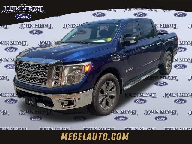 2017 Nissan Titan SV