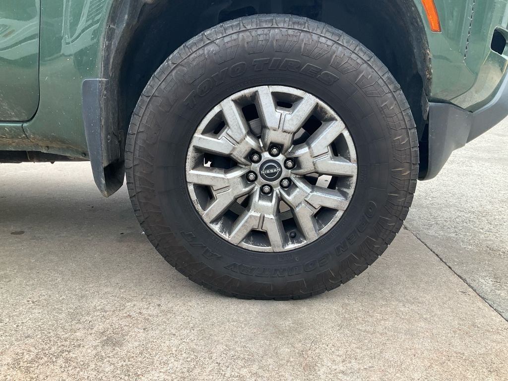 2023 Nissan Frontier SV