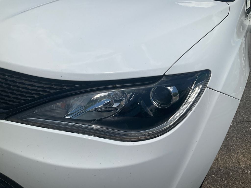 2020 Chrysler Pacifica Touring