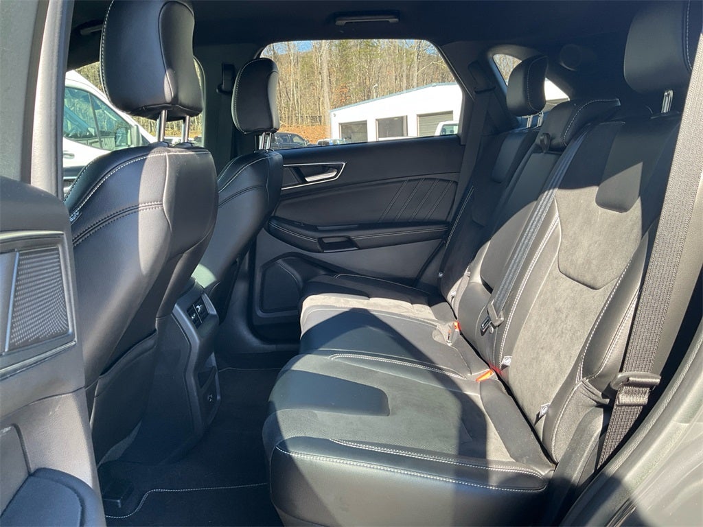 2021 Ford Edge ST