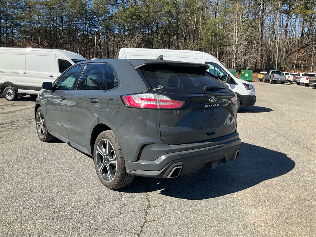 2021 Ford Edge ST
