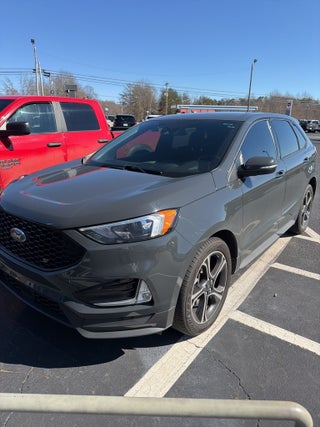 2021 Ford Edge ST