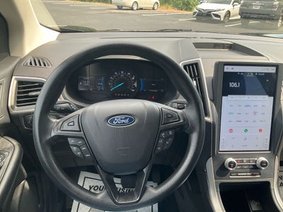2022 Ford Edge SE