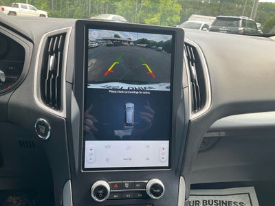 2022 Ford Edge SE