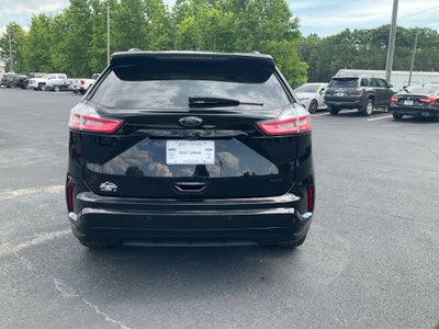 2022 Ford Edge SE