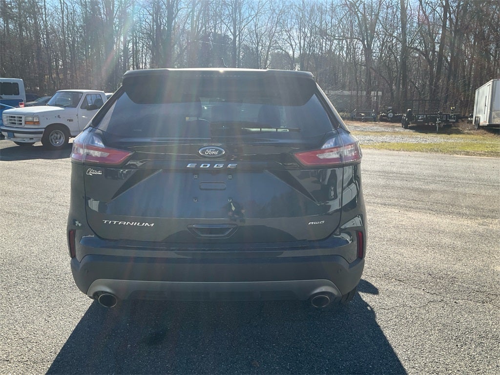 2024 Ford Edge Titanium