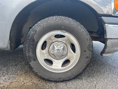 2004 Ford F-150 XL Heritage