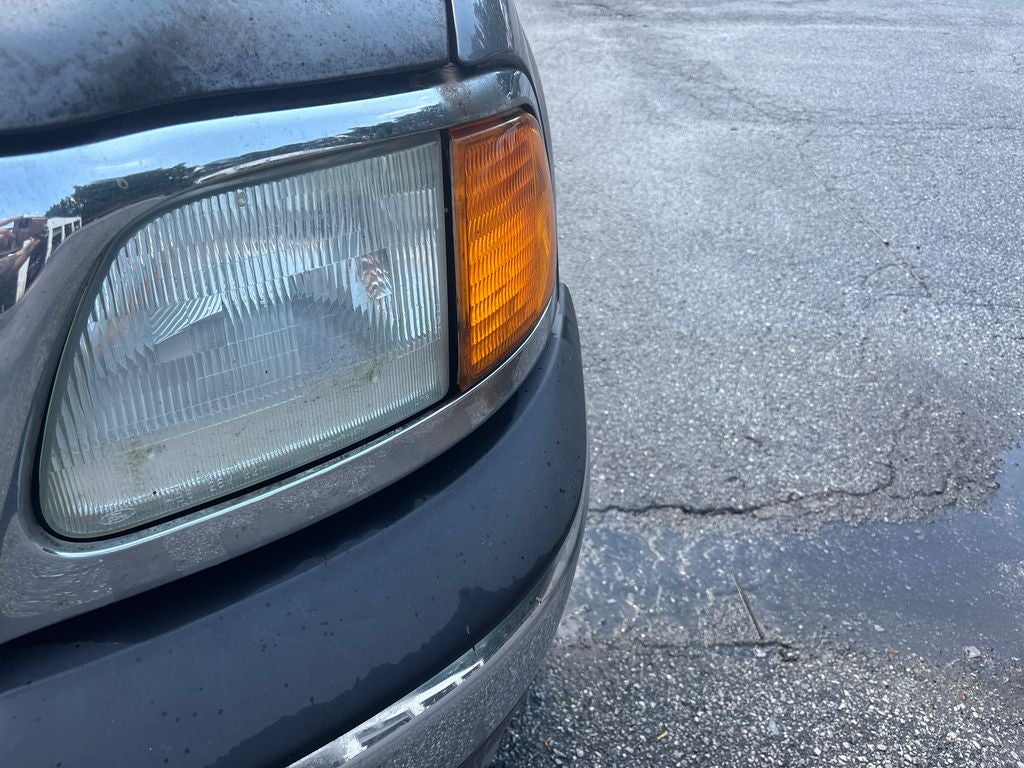 2004 Ford F-150 XL Heritage