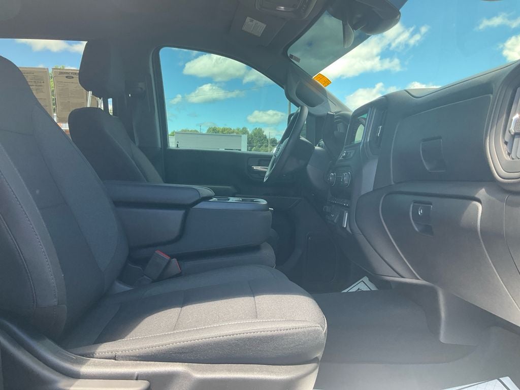 2026 Chevrolet Silverado 2500HD Custom