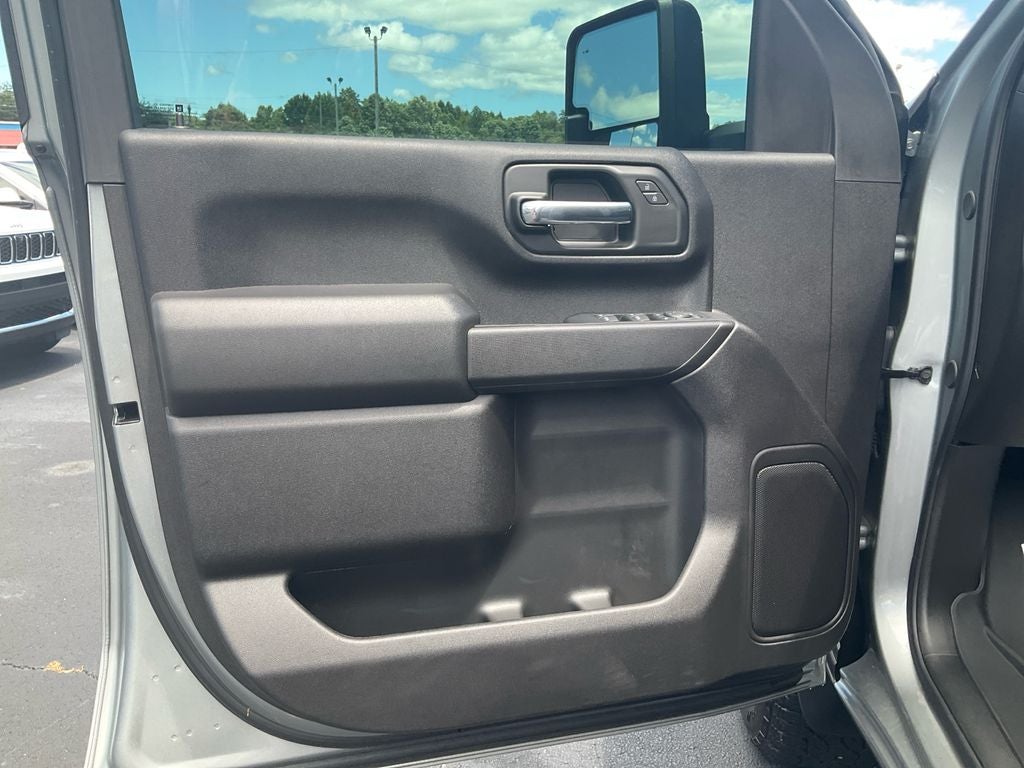 2026 Chevrolet Silverado 2500HD Custom