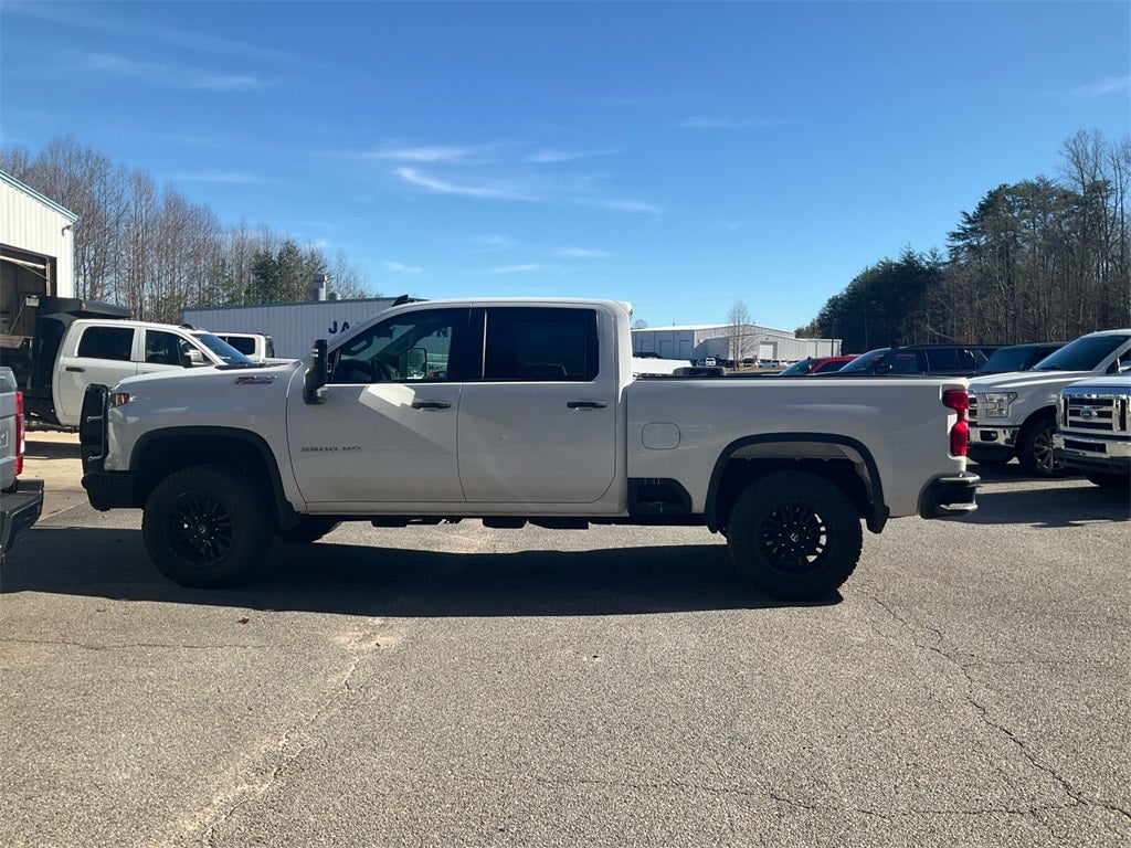 2024 Chevrolet Silverado 2500HD Custom