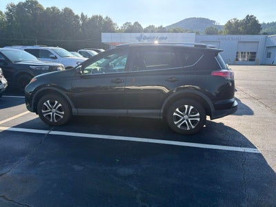 2016 Toyota RAV4 LE