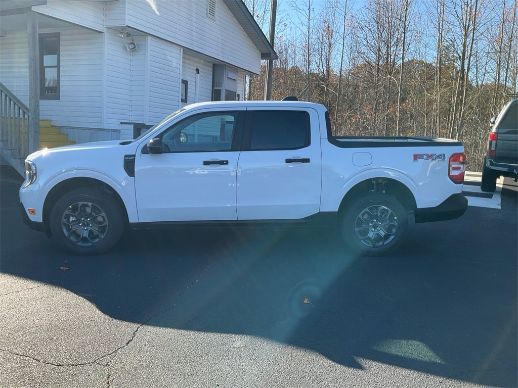 2025 Ford Maverick XLT