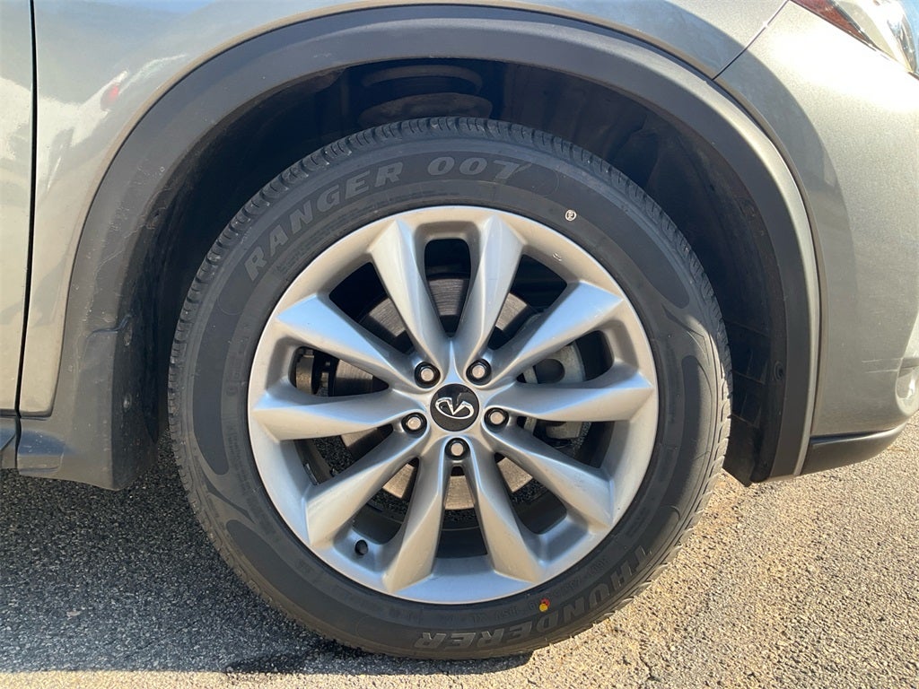 2021 INFINITI QX50 LUXE