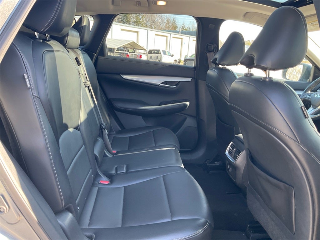 2021 INFINITI QX50 LUXE