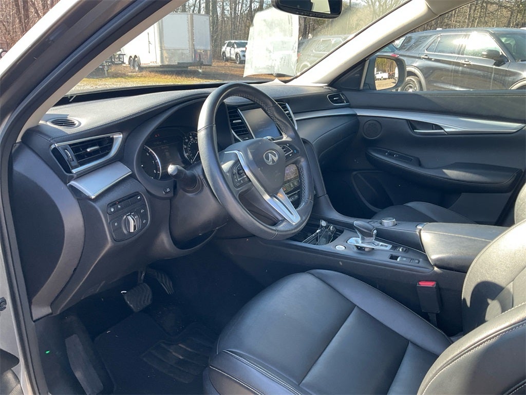 2021 INFINITI QX50 LUXE