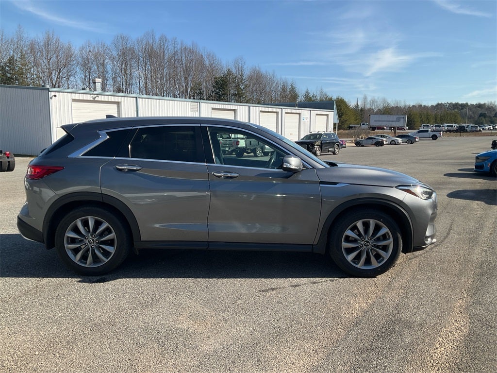 2021 INFINITI QX50 LUXE