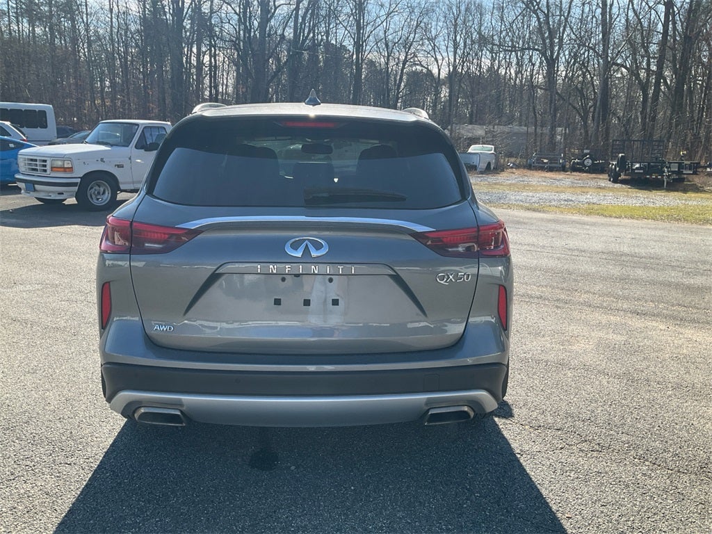 2021 INFINITI QX50 LUXE