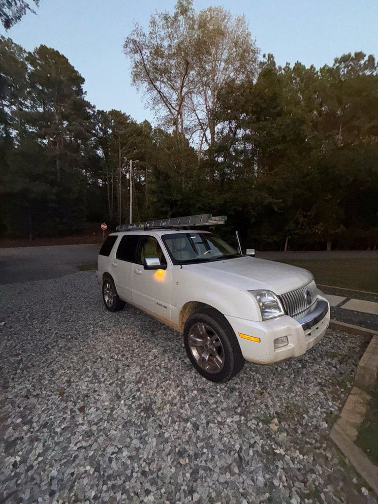 2010 Mercury Mountaineer Premier