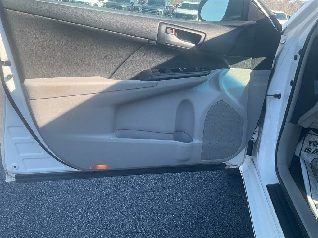 2013 Toyota Camry LE