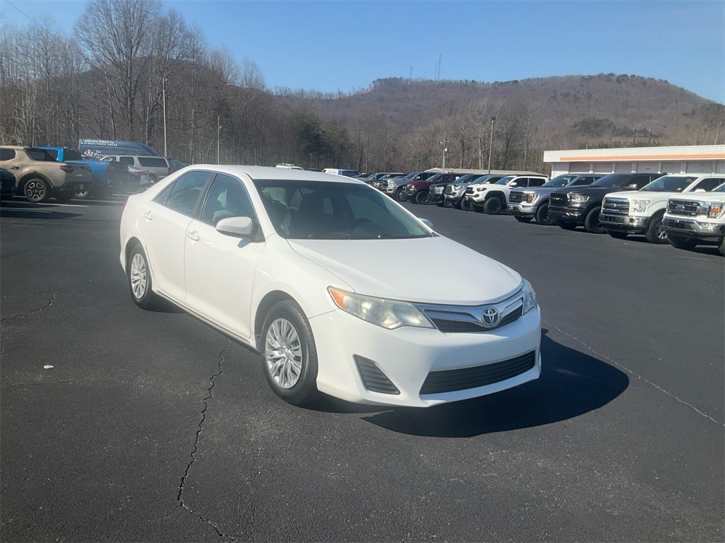 2013 Toyota Camry LE
