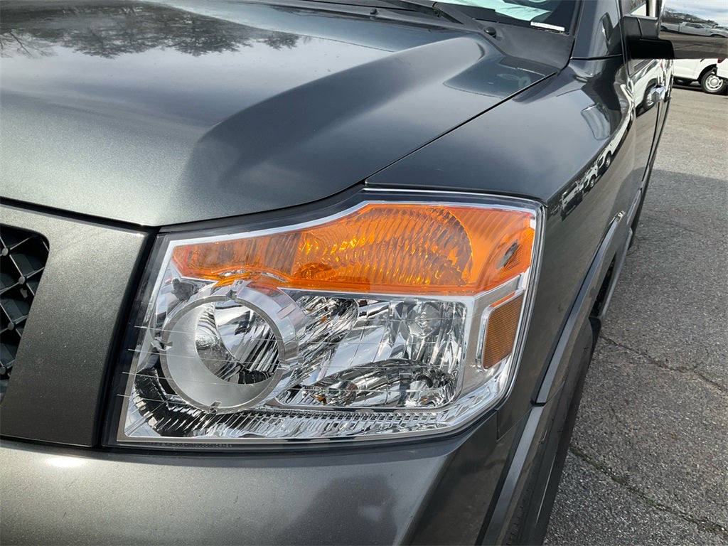 2010 Nissan Armada SE