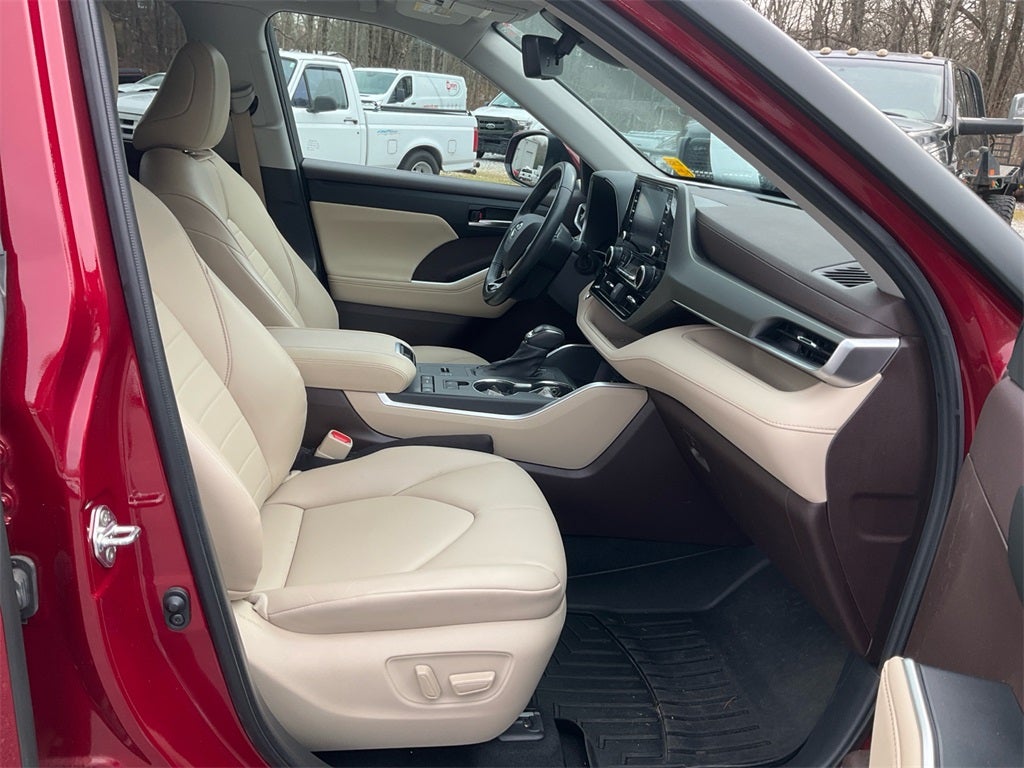 2021 Toyota Highlander XLE