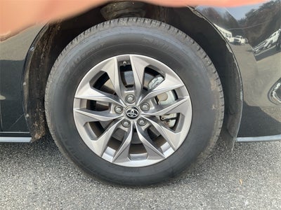 2021 Toyota Sienna XLE 8 Passenger