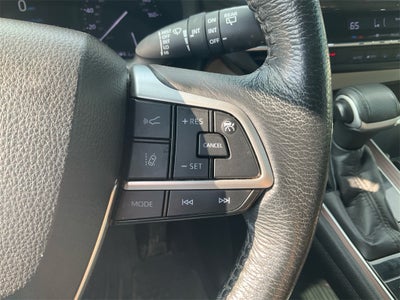 2021 Toyota Sienna XLE 8 Passenger