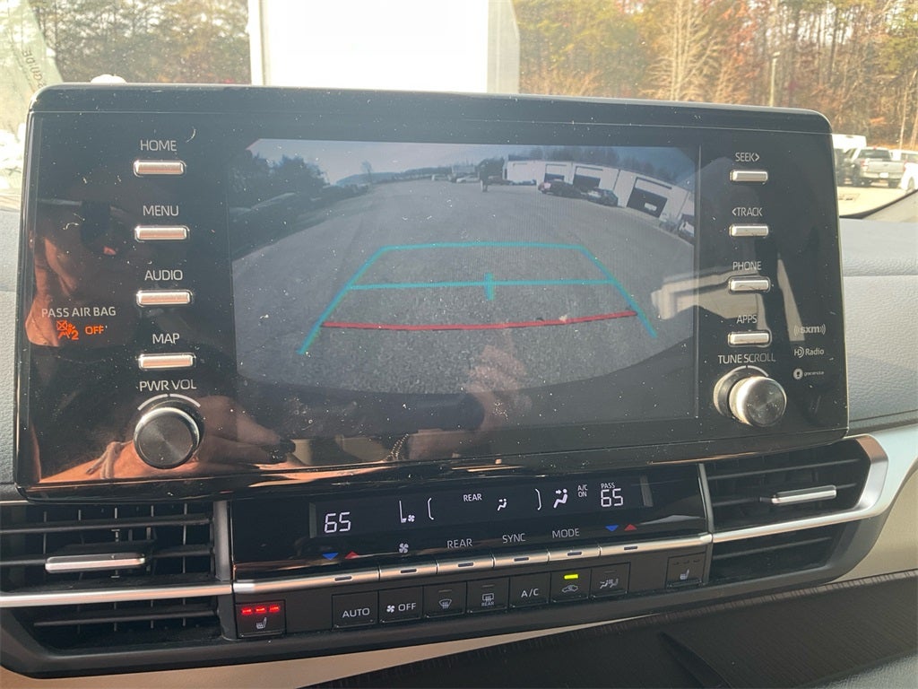 2021 Toyota Sienna XLE 8 Passenger