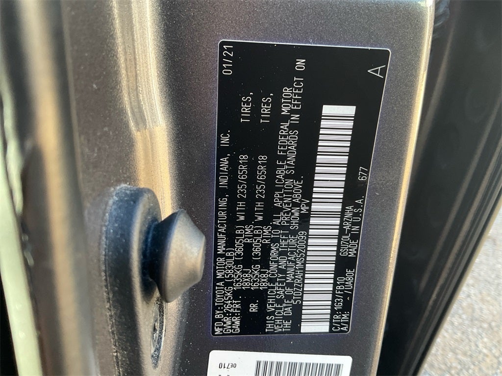 2021 Toyota Highlander LE