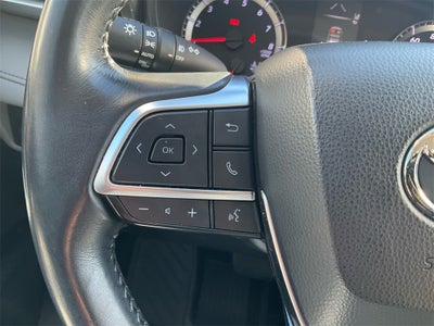 2021 Toyota Highlander LE