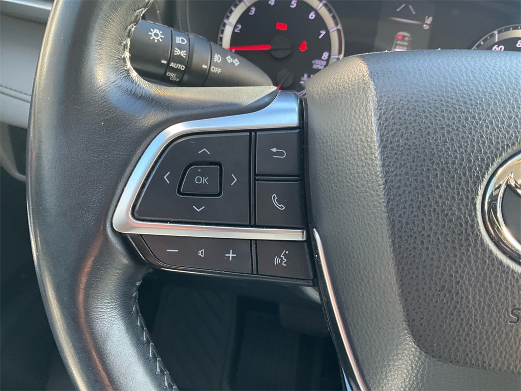 2021 Toyota Highlander LE