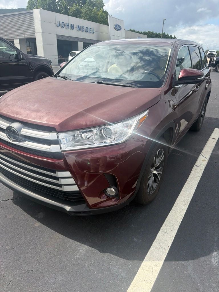2017 Toyota Highlander LE Plus