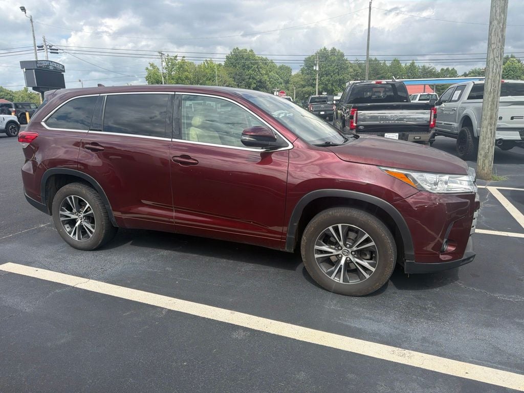 2017 Toyota Highlander LE Plus