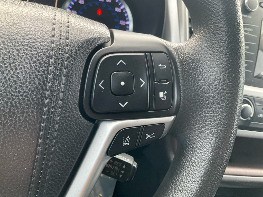 2018 Toyota Highlander LE