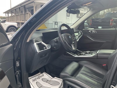 2023 BMW X7 xDrive40i