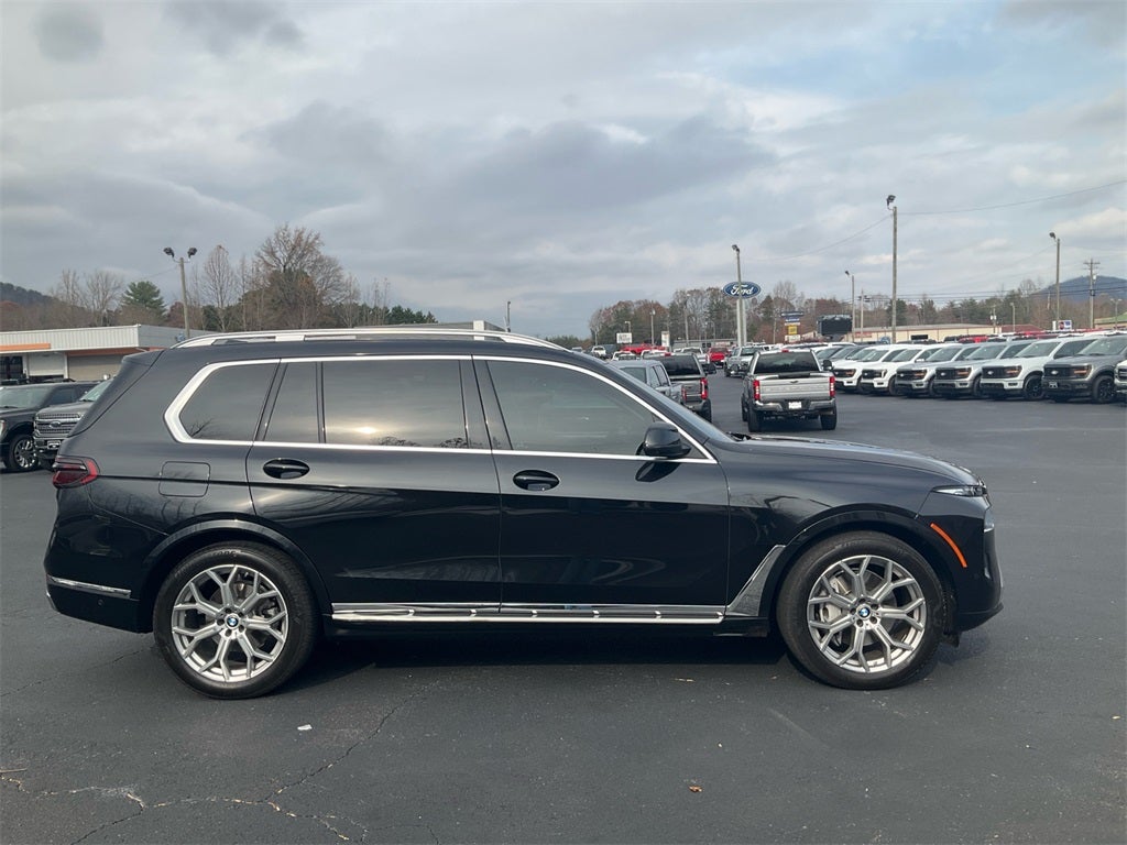 2023 BMW X7 xDrive40i