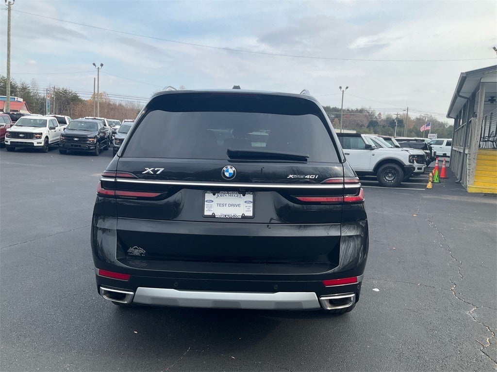 2023 BMW X7 xDrive40i