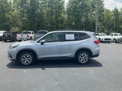 2023 Subaru Forester Premium