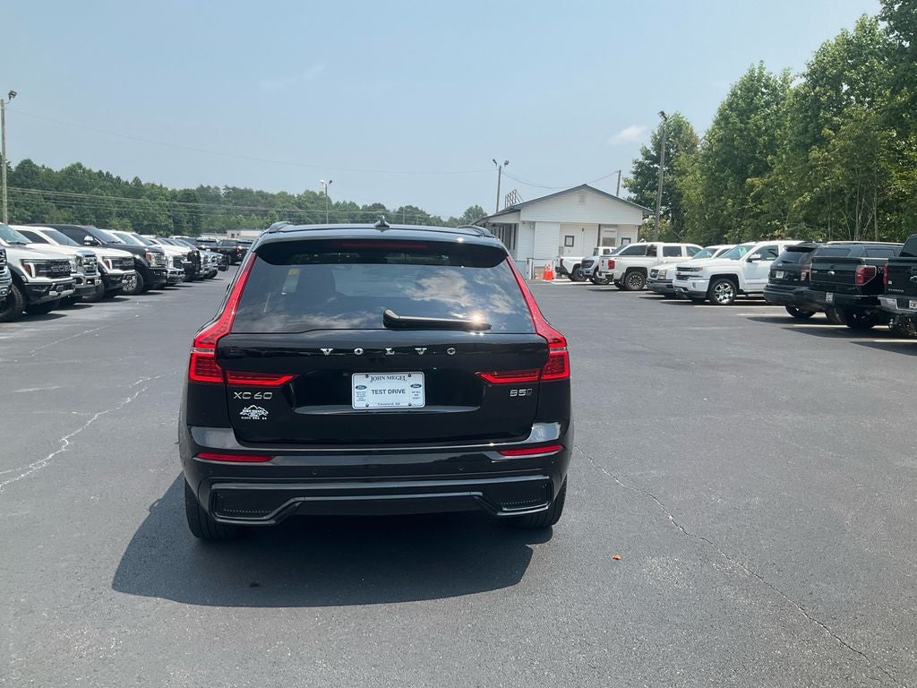2024 Volvo XC60 B5 Plus Dark Theme