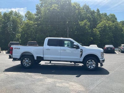 2026 Ford Super Duty F-250® Lariat®